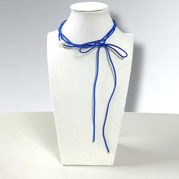 Free People Coquette Pearl & Bow Grapejuice Blues Choker Necklace in Blue NWT - Picture 13 of 15